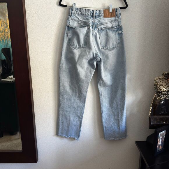 ZARA Light Wash High-Waisted Straight Jeans — Raw Hem, Button Fly (Size 4) - Picture 2 of 6